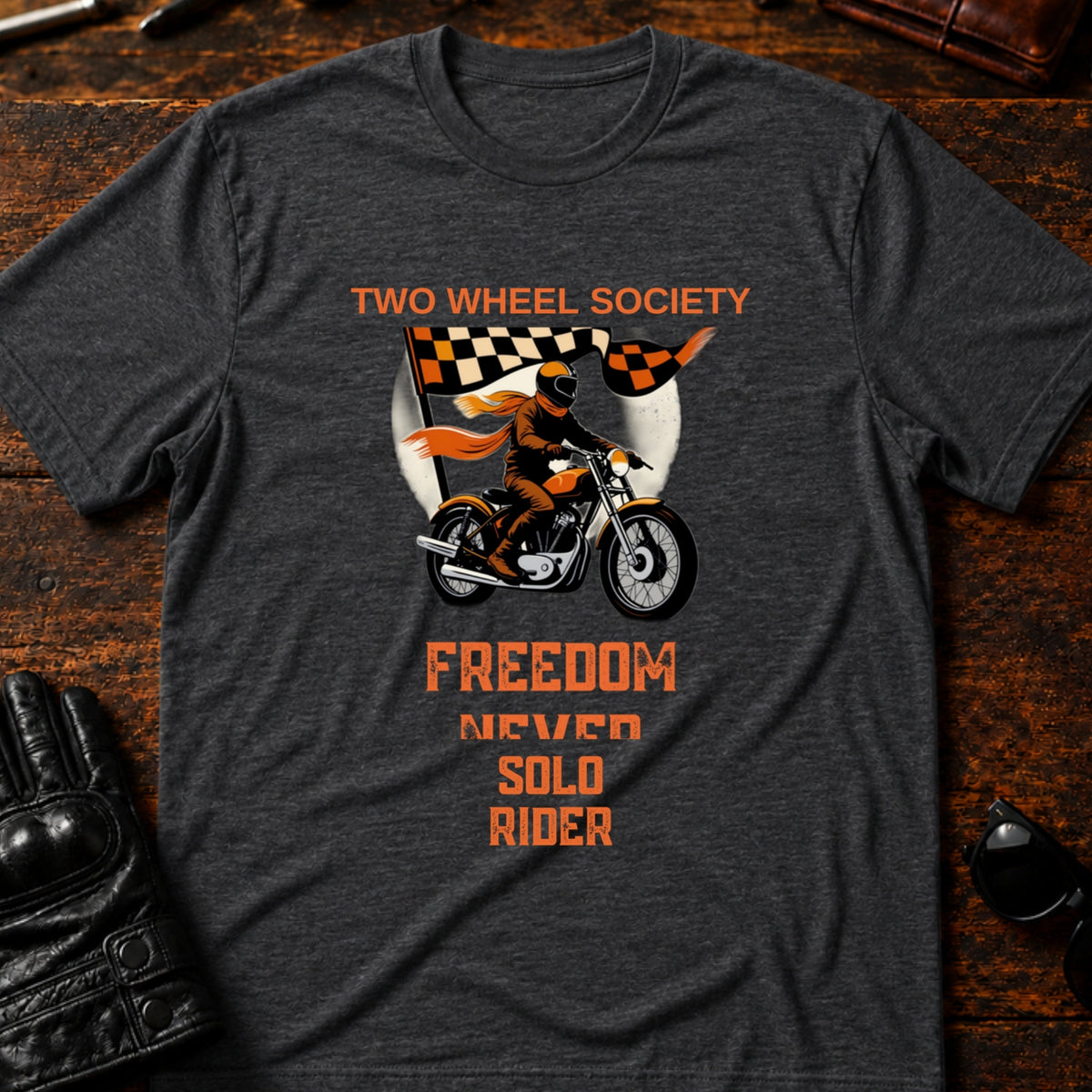 Solo Rider Badge T-Shirt, dark heather